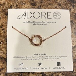 Rose Gold Circle Bracelet with Swarovski Crystal